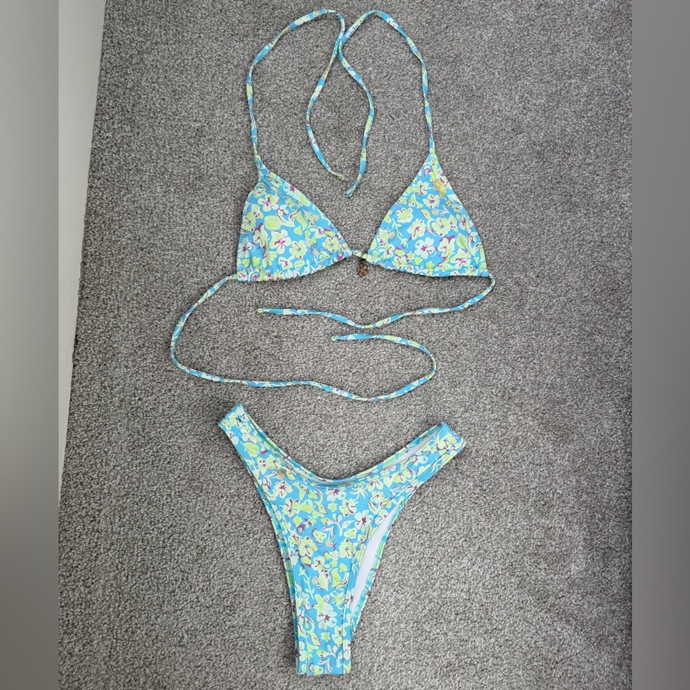 SHEIN Blue Floral Bikini Set